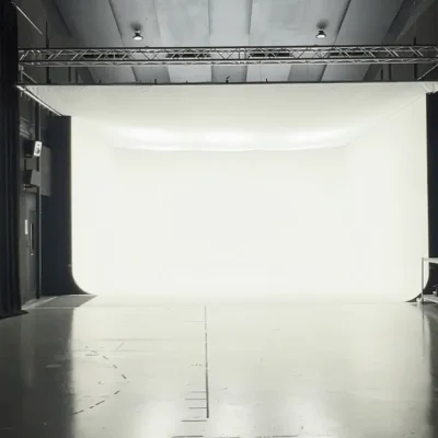 Studio 1 with magic cloth diffusion under space lights